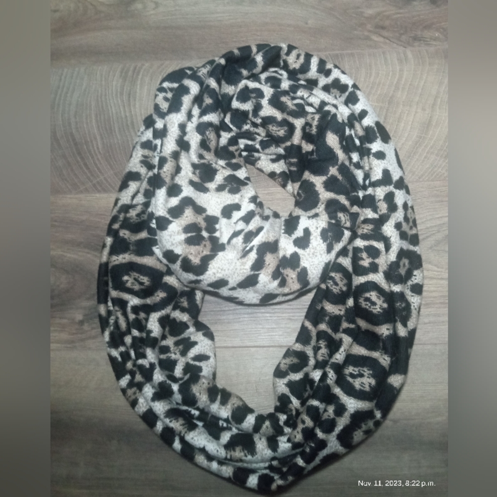 Aldo Leopard Print Acrylic Infinity Scarf O/S